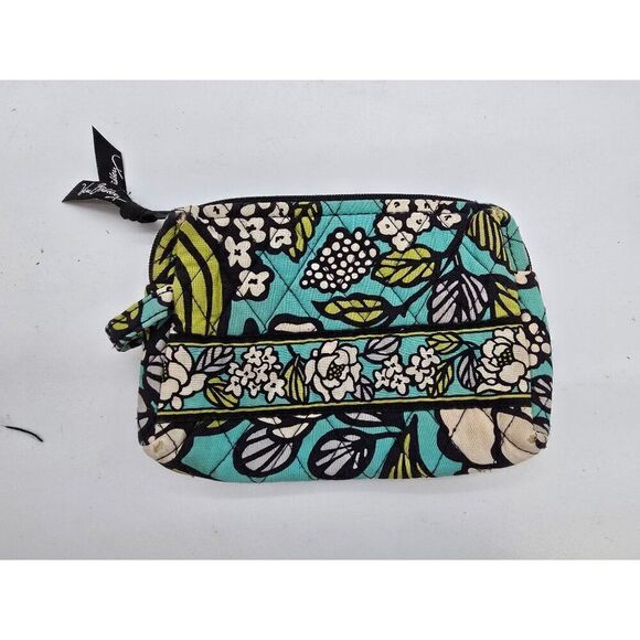 Vera Bradley Quilted Floral Cosmetic Bag With Zipper Closure - Picture 1 of 4